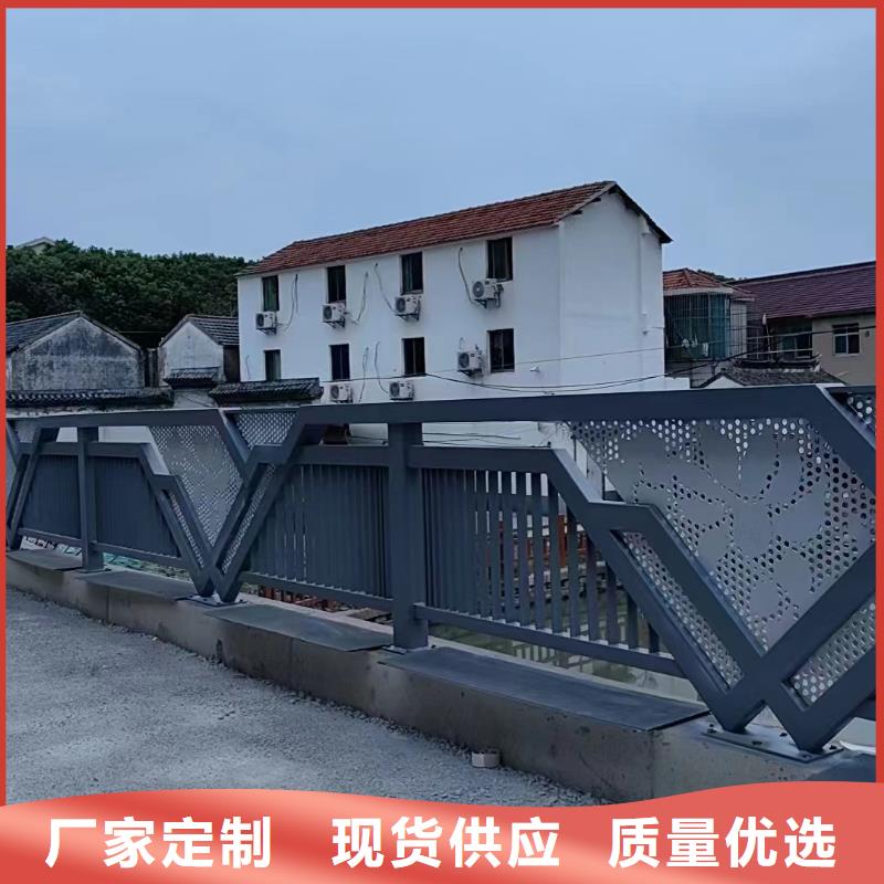 定制201不銹鋼復(fù)合管景觀護(hù)欄的批發(fā)商