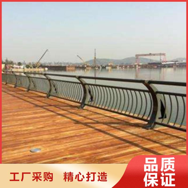 橋梁護(hù)欄防撞立柱產(chǎn)地直供