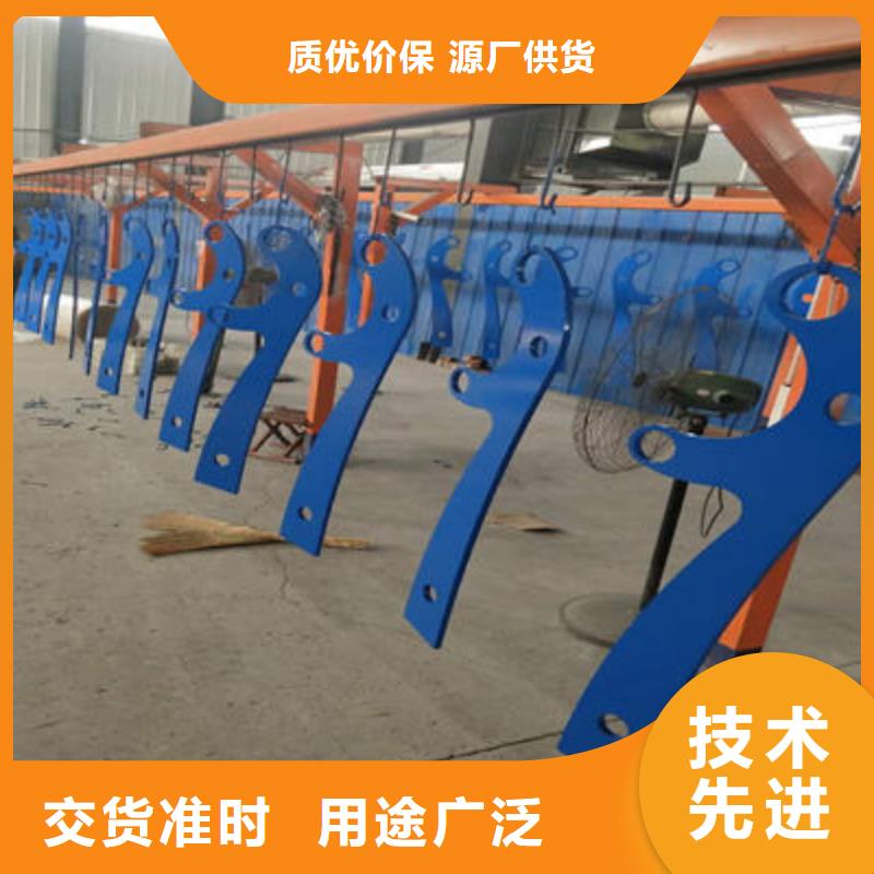 【公路護(hù)欄】,國(guó)道抗沖擊圍欄用心做品質(zhì)