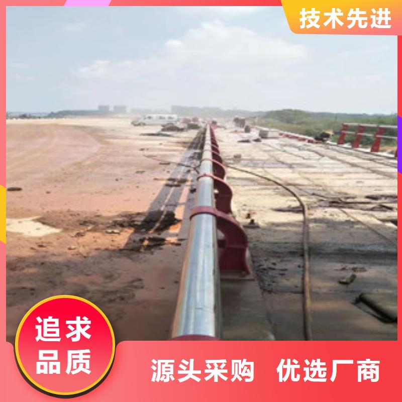 景觀木紋護(hù)欄道路隔離欄專注質(zhì)量