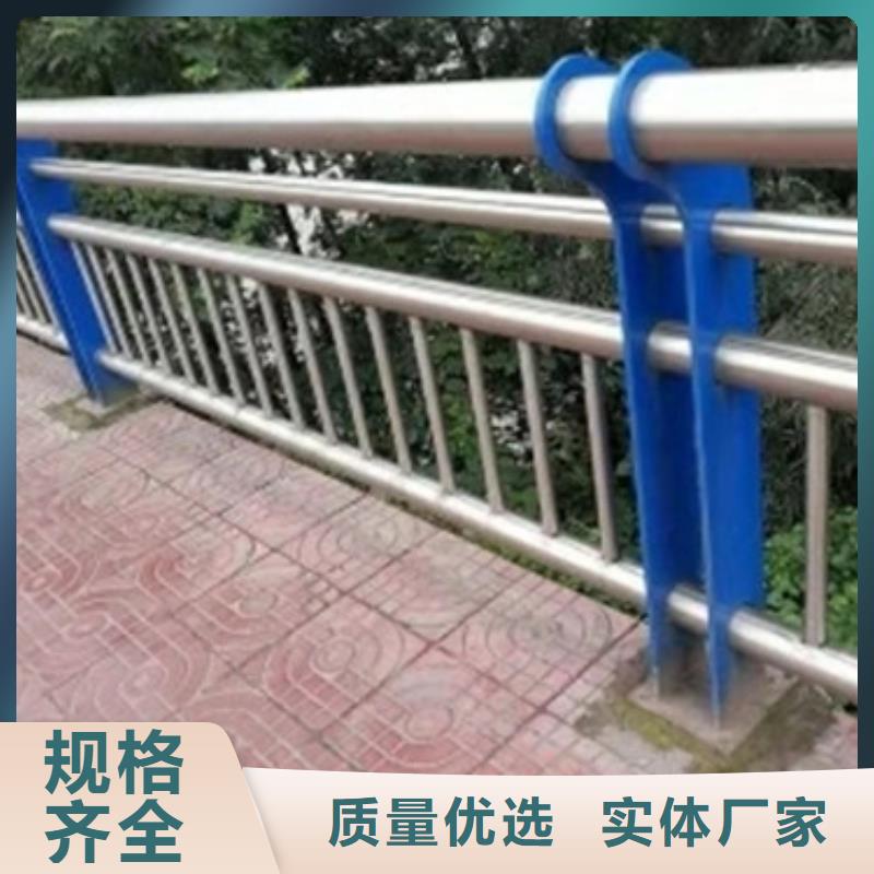 景觀(guān)護(hù)欄,木紋轉(zhuǎn)印護(hù)欄滿(mǎn)足多種行業(yè)需求