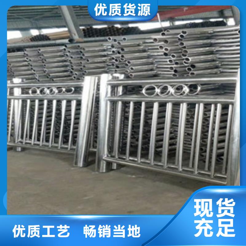 【3旋轉(zhuǎn)護(hù)欄品質(zhì)做服務(wù)】