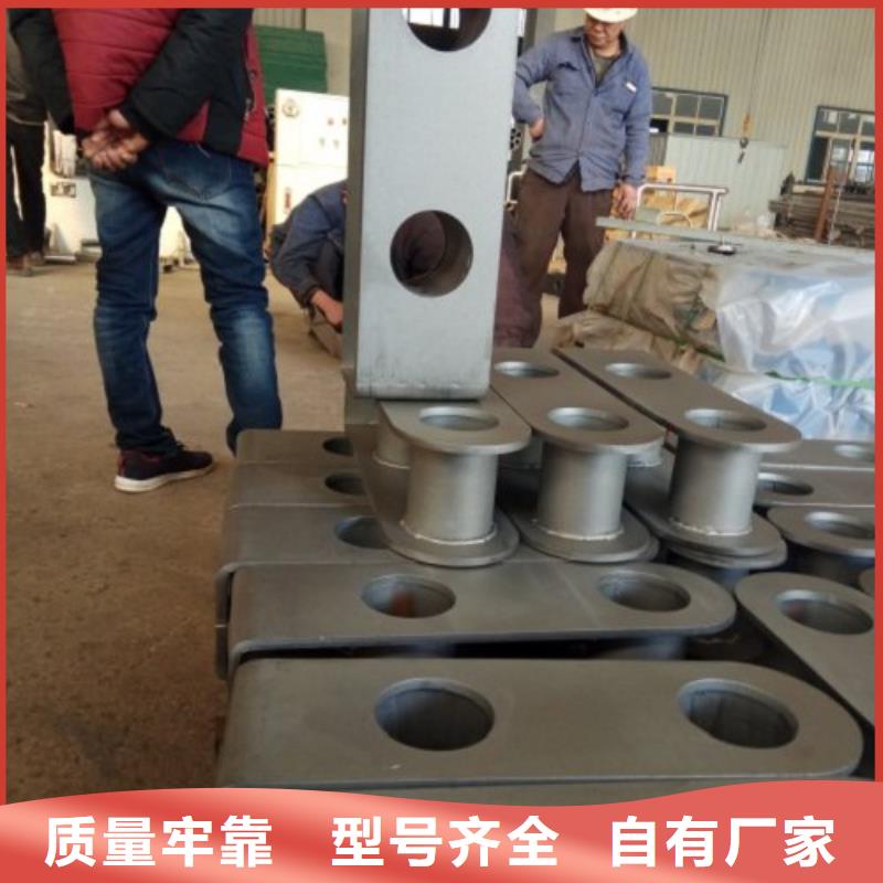 不銹鋼復合管護欄【中央分隔欄】誠信可靠