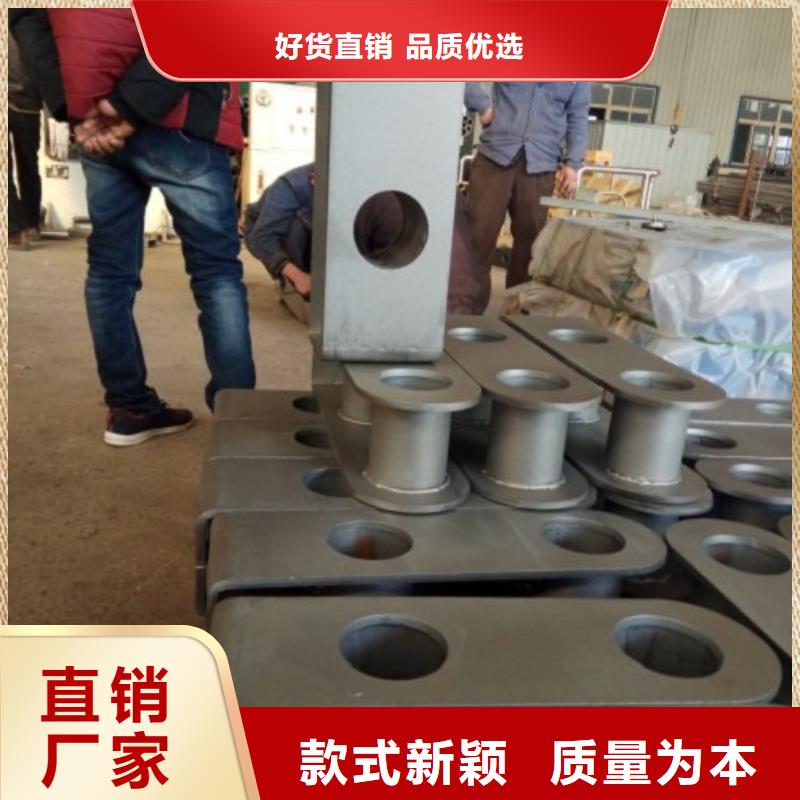 橋梁防撞支架不銹鋼復合管護欄用心做好細節