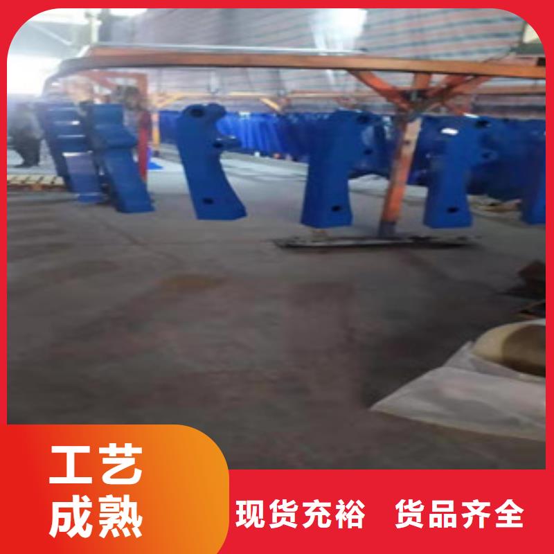 燈光護欄【熱鍍鋅立柱】經(jīng)久耐用