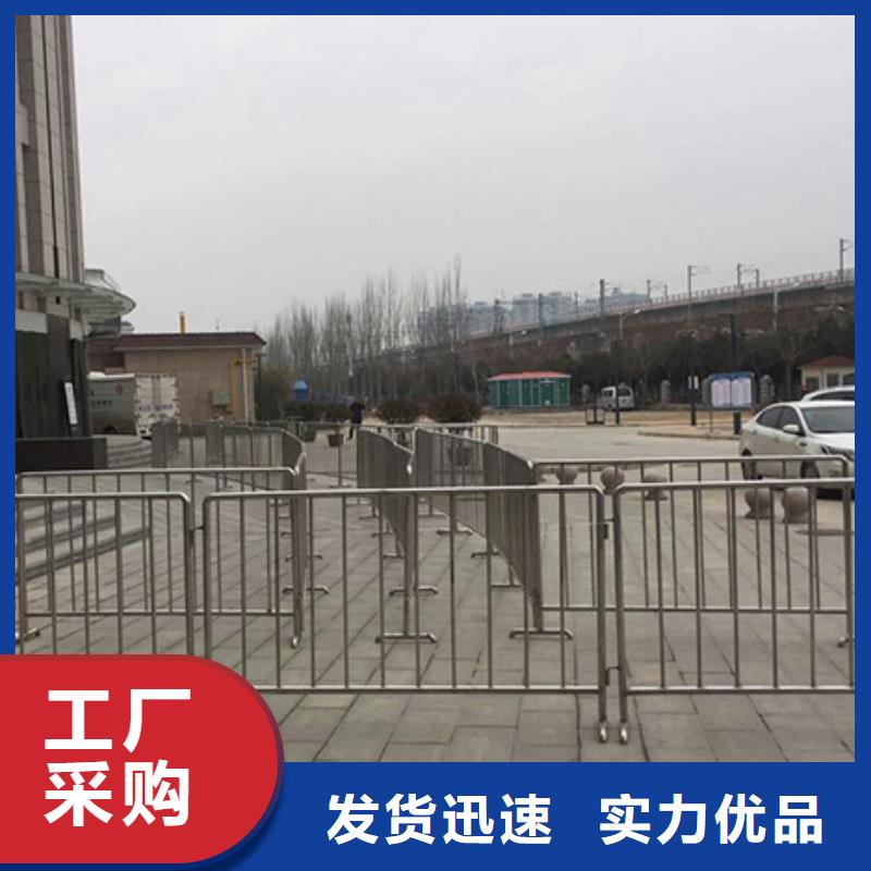 铁马护栏出租_红色篷房租赁服务热情