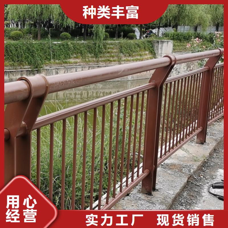 藍(lán)色鋼板防撞立柱精心打造