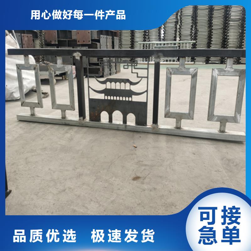 加厚方管橋梁防撞護(hù)欄切口平整光滑