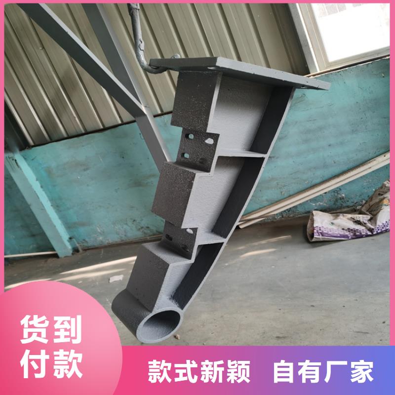 加厚方管橋梁防撞護(hù)欄來(lái)展鴻護(hù)欄廠家采購(gòu)