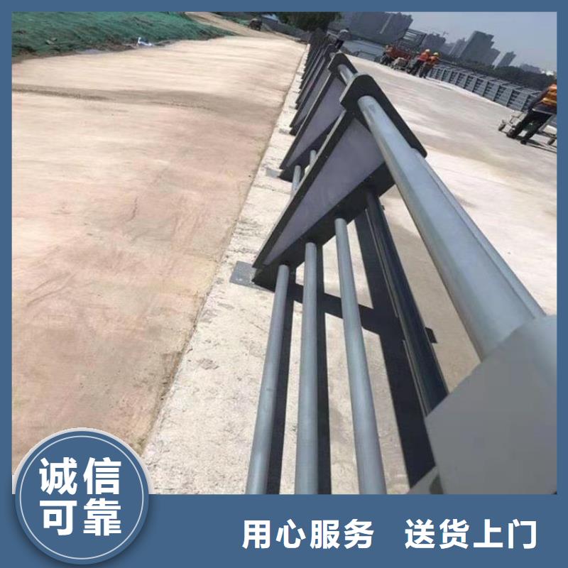 河南省采购(展鸿)耐腐蚀的椭圆管喷塑防撞护栏