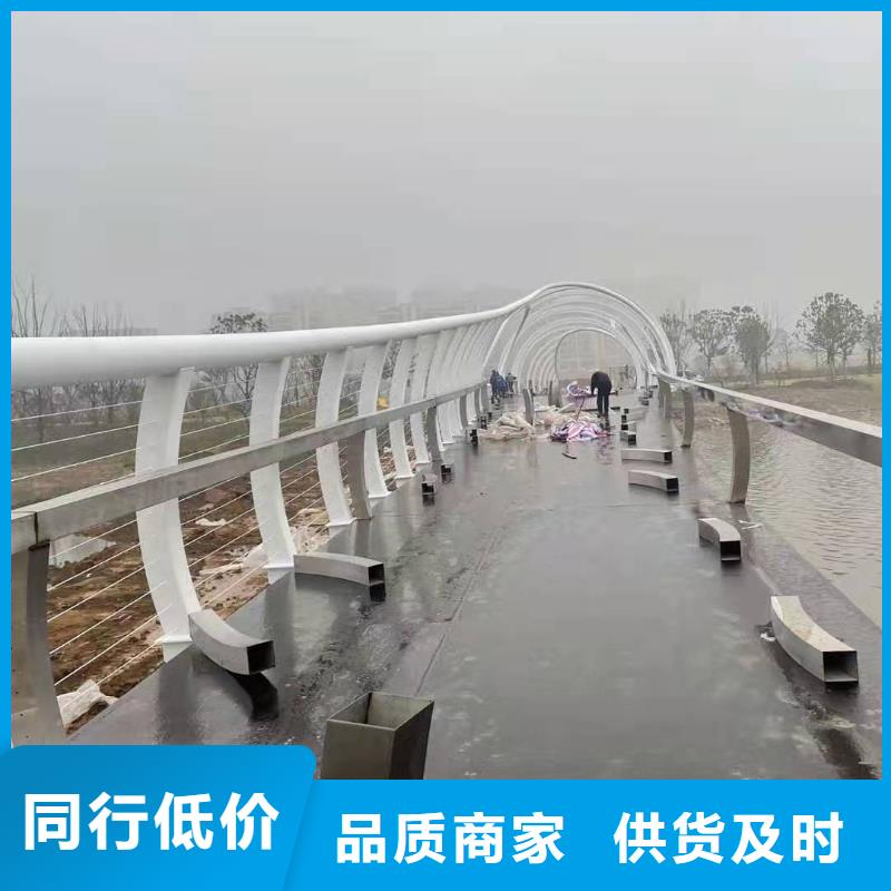 鑄造石仿石護(hù)欄立柱 鍍鋅波形護(hù)欄誠(chéng)信可靠