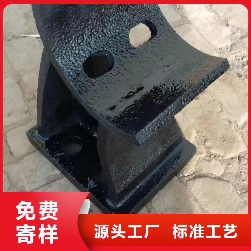 铸造石仿石护栏立柱防撞灯光护栏厂家多年厂家可靠