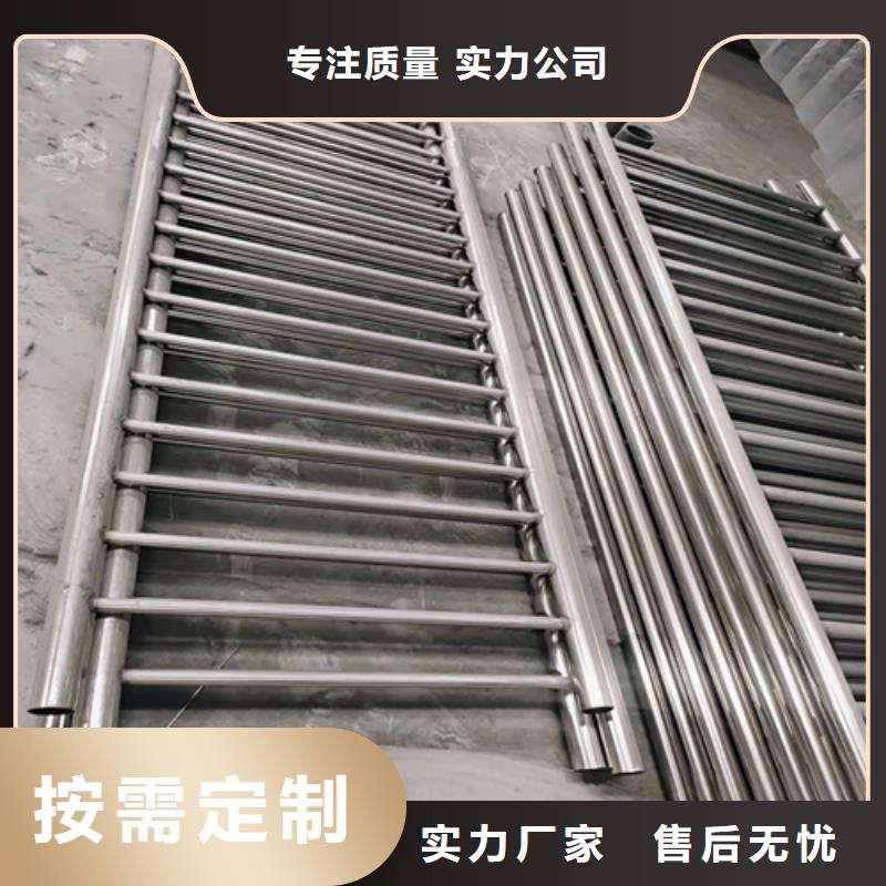 高速公路护栏施工机全国走货