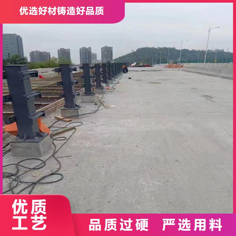 河道護欄木紋轉(zhuǎn)印護欄客戶好評
