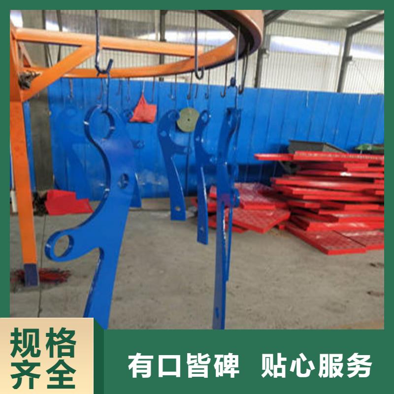 優(yōu)質(zhì)的304不銹鋼復(fù)合管護(hù)欄-實(shí)體廠家可定制
