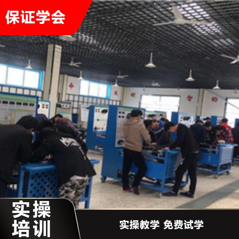 學汽車維修一年學費多少只學技術的汽修修車學校