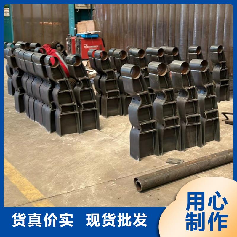天橋不銹鋼護(hù)欄產(chǎn)品實(shí)物圖