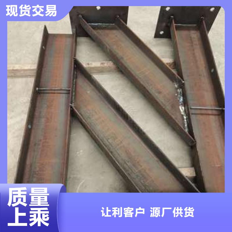 【护栏桥梁防撞护栏满足多种行业需求】