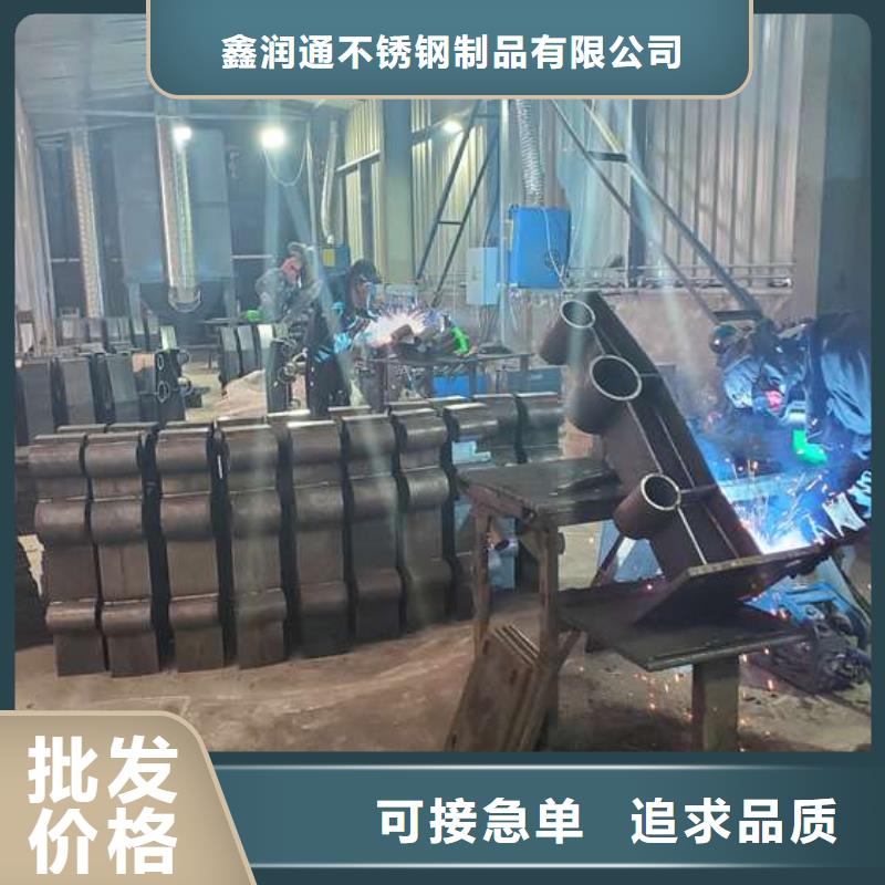 防撞护栏,灯光护栏现货批发