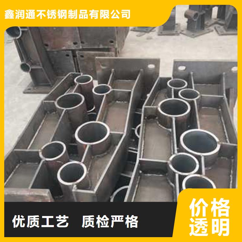 防撞護欄國道抗沖擊圍欄廠家大量現貨