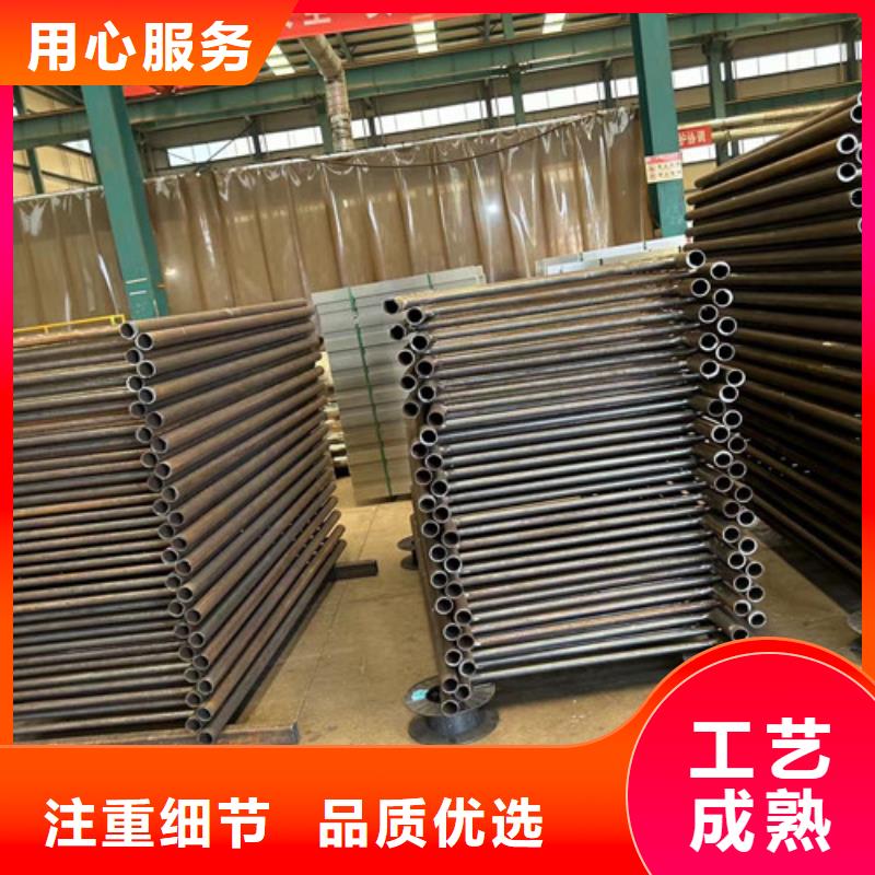 公路防撞護(hù)欄加工銷售