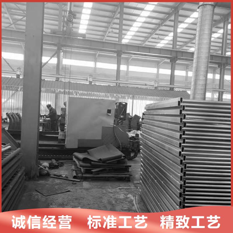 生产不锈钢复合管隔离护栏的厂家