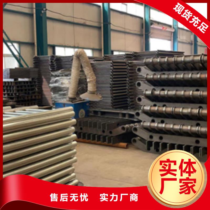 道路護(hù)欄立柱每個(gè)細(xì)節(jié)都嚴(yán)格把關(guān)