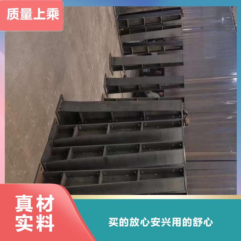 買不銹鋼復合管道路護欄必看-質量有保障