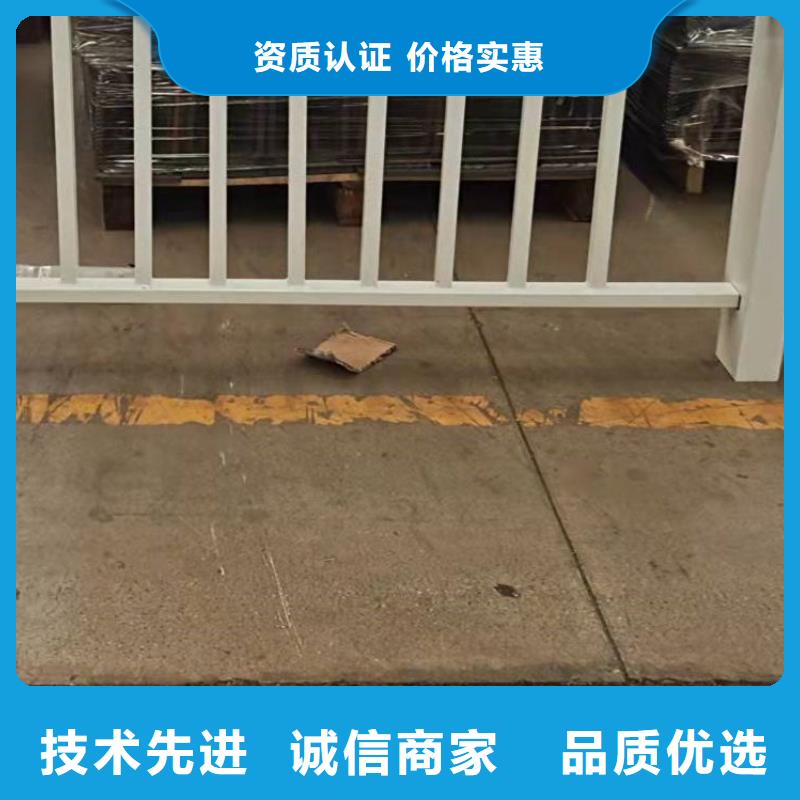 【护栏防撞立柱质量看得见】