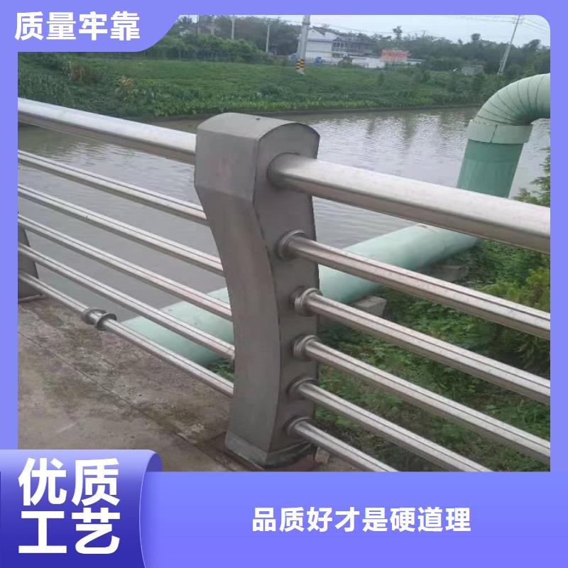 防撞欄_鍍鋅噴塑鋼板立柱廠家貨源穩定