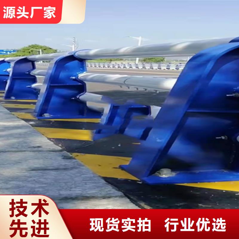 不銹鋼復合管 熱鍍鋅立柱按需定制