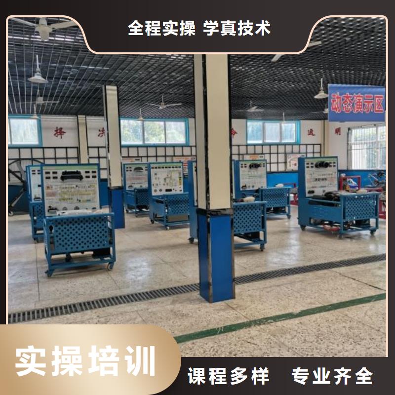 汽修培訓學校,【挖掘機培訓】全程實操
