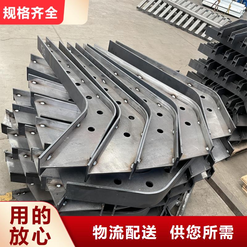 橋梁景觀護(hù)欄_不銹鋼復(fù)合管護(hù)欄不斷創(chuàng)新