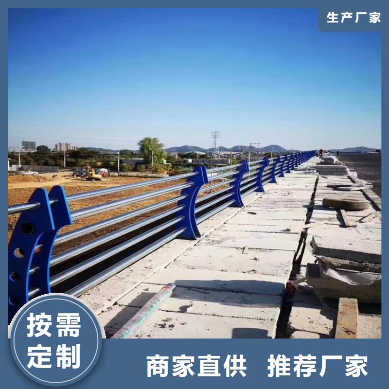 橋梁防撞護欄_國道抗沖擊圍欄產品實拍