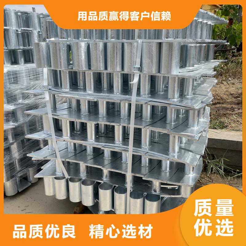 201不銹鋼復合管護欄_鍍鋅噴塑防撞欄批發(fā)價格