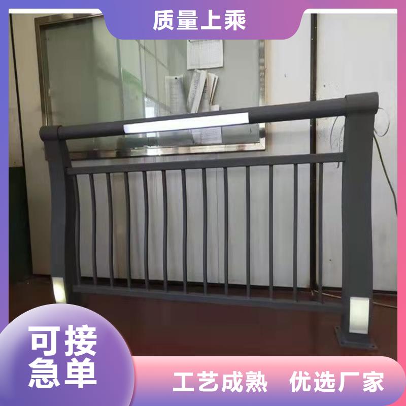 防撞橋梁護(hù)欄道路隔離欄大量現(xiàn)貨