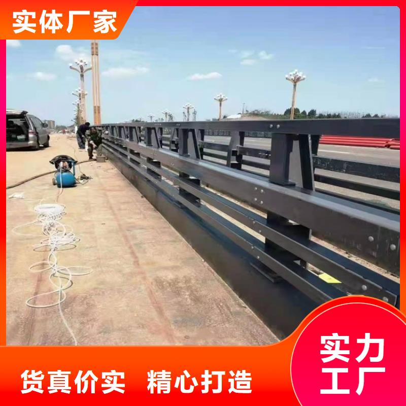 護(hù)欄1道路隔離護(hù)欄熱銷產(chǎn)品