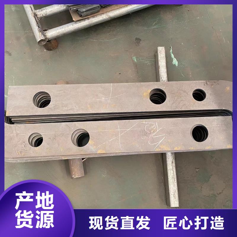 桥梁钢防护栏杆图片