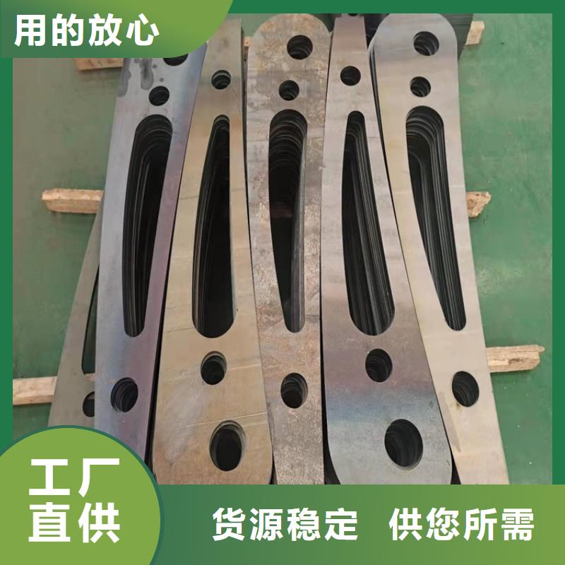 1,鍍鋅噴塑防撞欄發貨迅速