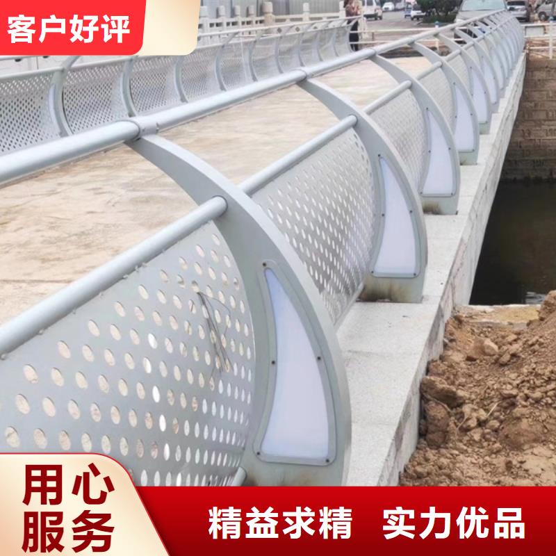 公路灯光护栏随时报价