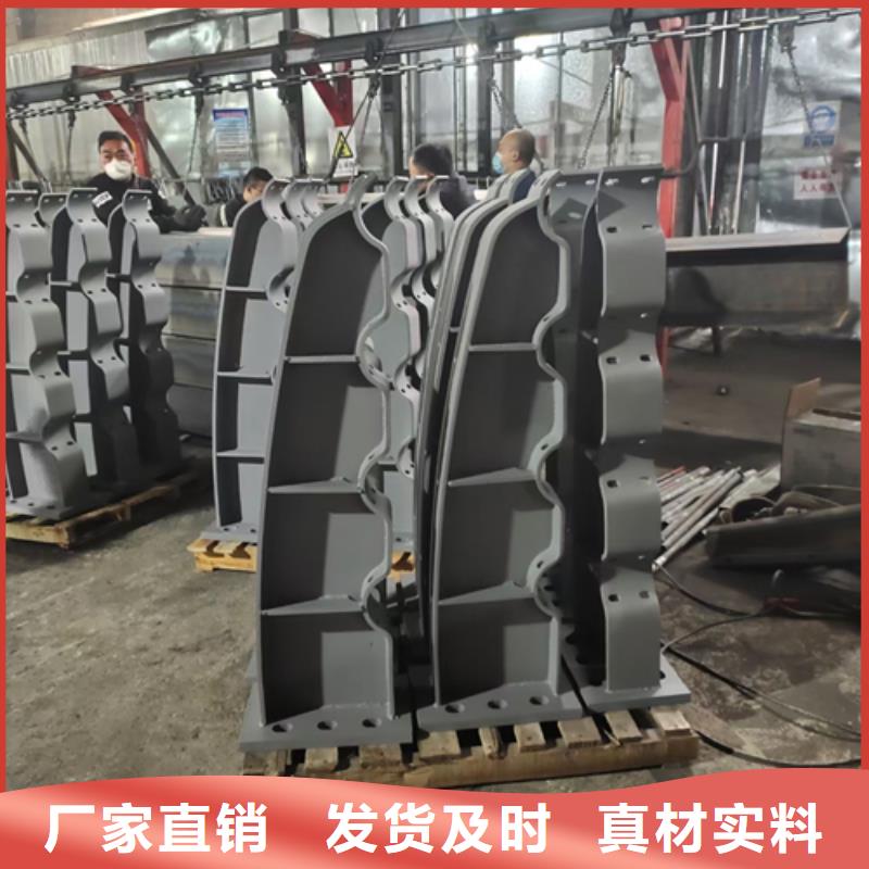公路不銹鋼復合管護欄立柱產品介紹出廠價格