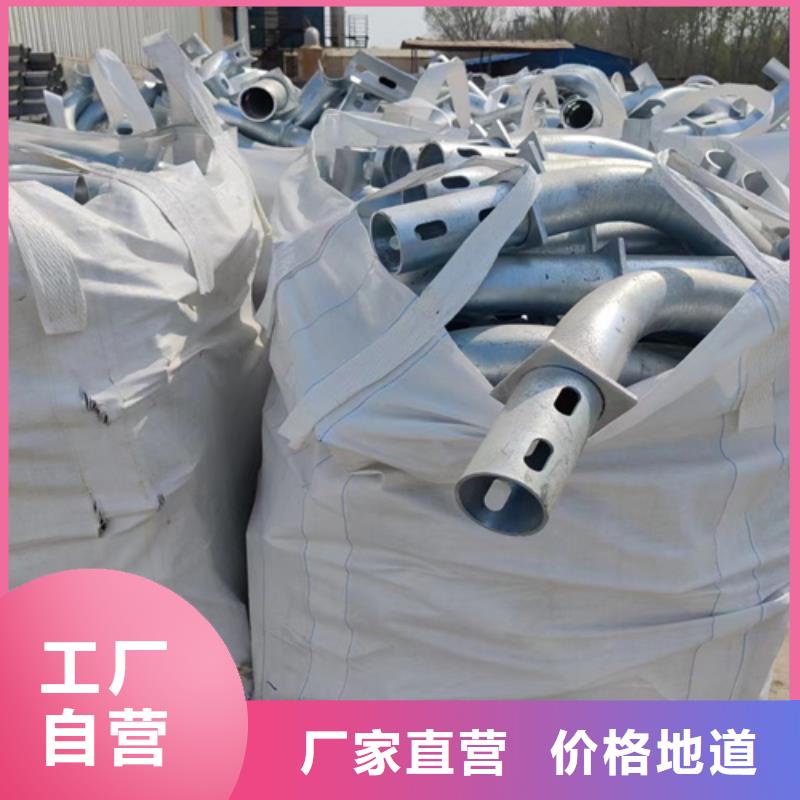 高速公路三波波形護(hù)欄每100米護(hù)欄報價