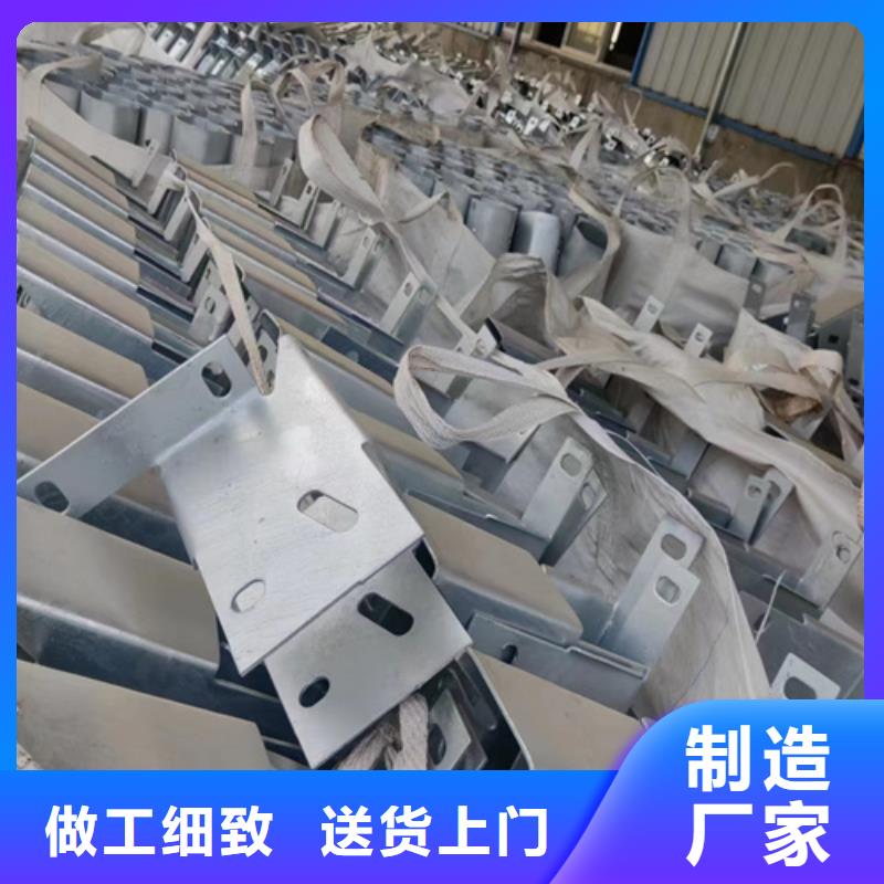 Gr-B-4E波形梁鋼護欄就近倉庫發車