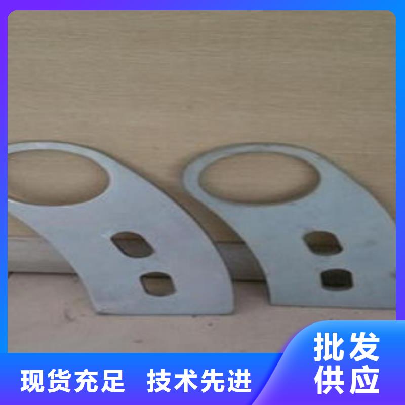 橋梁不銹鋼護(hù)欄不銹鋼復(fù)合管價(jià)格原料層層篩選