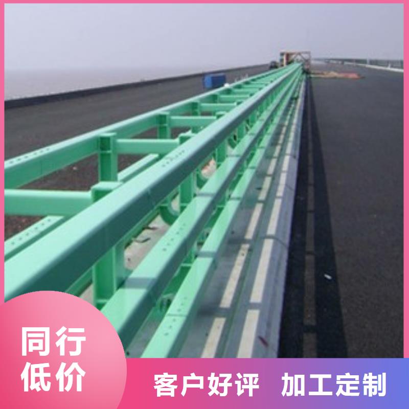 橋梁防撞護欄生產(chǎn)廠家-橋梁防撞護欄廠家直銷貨源充足