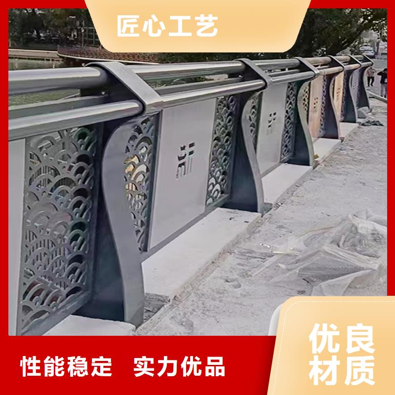 橋梁防撞護(hù)欄做工精細(xì)工廠直供橋梁護(hù)欄
